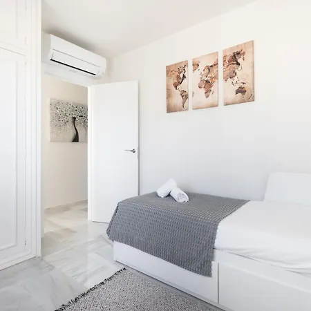 Luxurious And Modern Family Malaga